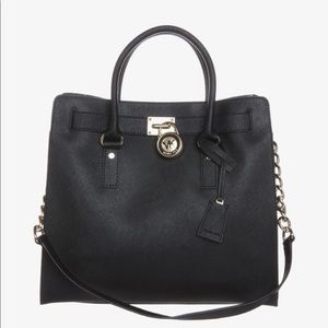 New Chic MK Handbag leather black